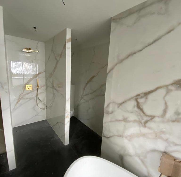 Quels mat&eacute;riaux privil&eacute;gier pour une salle de bain facile d&rsquo;entretien ? H&oelig;nheim