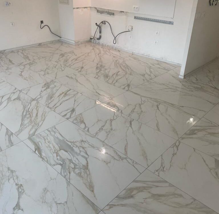 Pose de carrelage dans un appartement à Strasbourg Lingolsheim